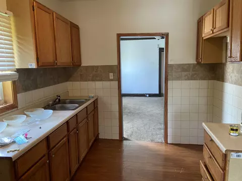 Kitchen - 60 W 114th Pl, Chicago, IL 60628 photo 6 of 6