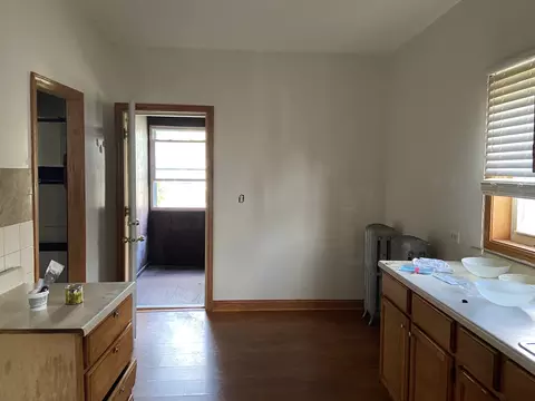Kitchen - 60 W 114th Pl, Chicago, IL 60628 photo 1 of 6
