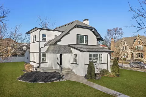 330 N Elm Ave, Elmhurst, IL 60126