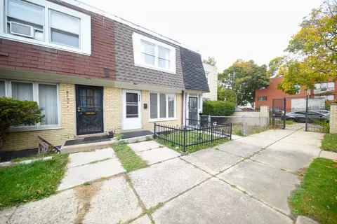 8250 S Vernon Ave, Chicago, IL 60619