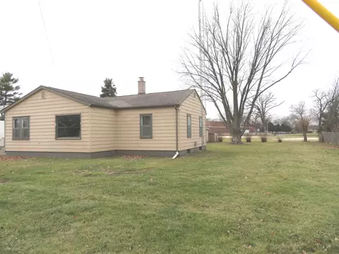 Exterior - 227 A St, Genoa, IL 60135 photo 3 of 8