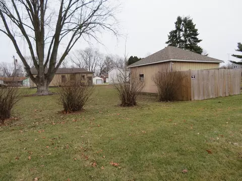 Exterior - 227 A St, Genoa, IL 60135 photo 7 of 8
