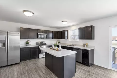 Kitchen - 916 Sharp Dr, Plano, IL 60545 photo 1 of 3