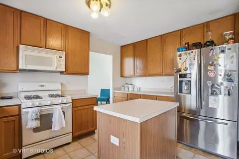 Kitchen - 3014 Oceanside Ct, Plainfield, IL 60586 photo 1 of 3