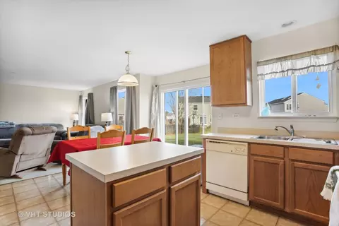 Kitchen - 3014 Oceanside Ct, Plainfield, IL 60586 photo 3 of 3