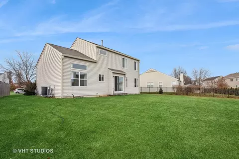 Exterior - 3014 Oceanside Ct, Plainfield, IL 60586 photo 4 of 5