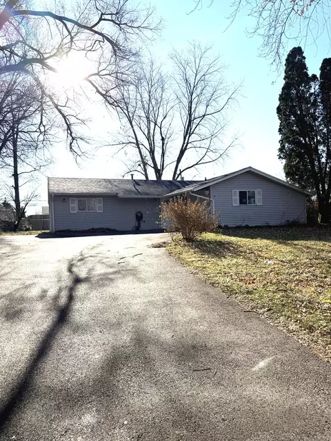 189 Delmar Dr, Bolingbrook, IL 60440