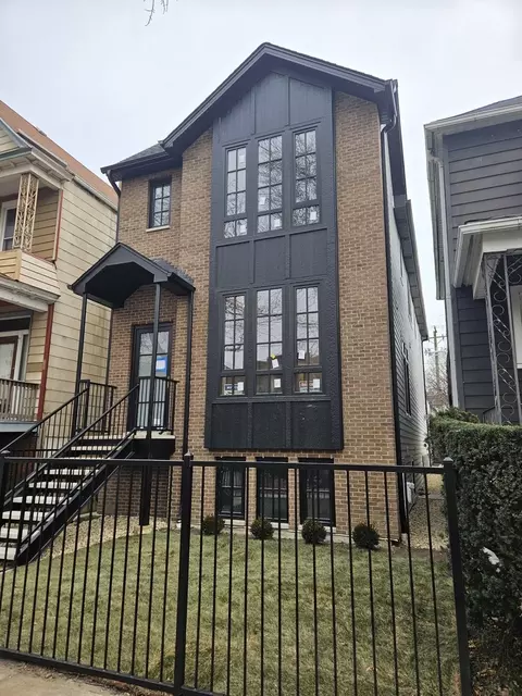 4545 N Claremont Ave, Chicago, IL 60625