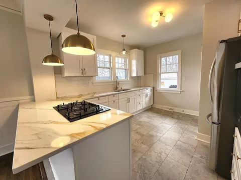 Kitchen - 444 Raymond St, Elgin, IL 60120 photo 3 of 7