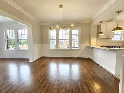 Dining - 444 Raymond St, Elgin, IL 60120 photo 1 of 2