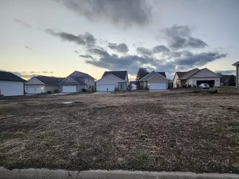 1601 Duncannon Dr, Normal, IL 61761 photo 1