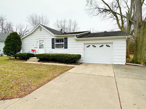 1209 Division St, Streator, IL 61364