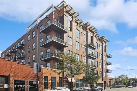 3631 N Halsted St #409, Chicago, IL 60613