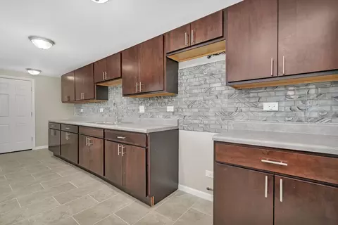Kitchen - 16644 Winchester Ave, Markham, IL 60428 photo 2 of 2
