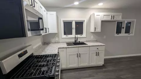206 S Elm St, Mclean, IL 61754 photo 5