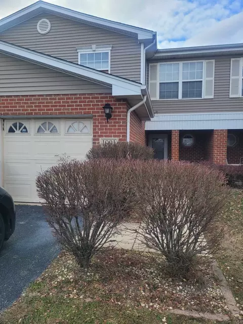 1991 Stonegate Dr, Calumet City, IL 60409