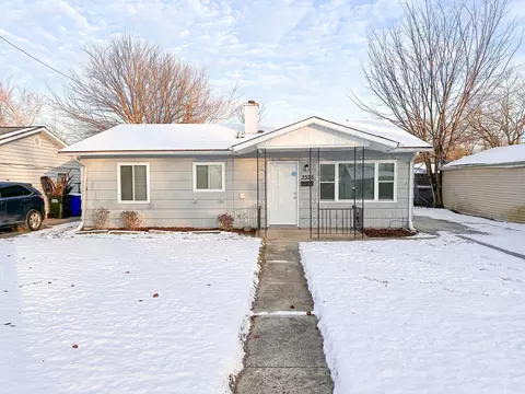 3325 Lynwood Dr, South Chicago Heights, IL 60411