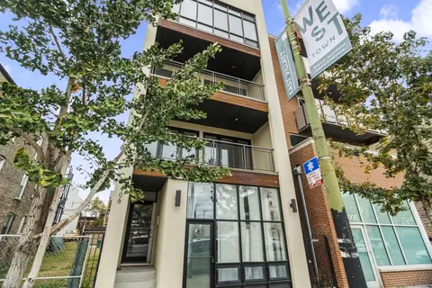 906 N Ashland Ave #A, Chicago, IL 60622