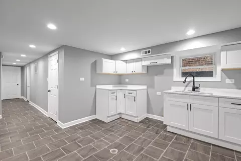 6516 S Washtenaw Ave, Chicago, IL 60629 photo 23
