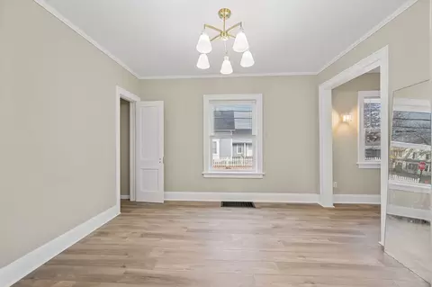 363 Hill Ave, Elgin, IL 60120 photo 8