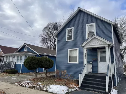 404 S Jackson St, Waukegan, IL 60085