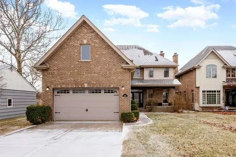 1651 Greenleaf Ave, Des Plaines, IL 60018