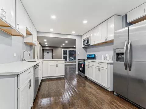 Kitchen - 17110 Whitman Ave, Hazel Crest, IL 60429 photo 2 of 2