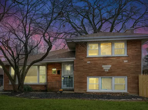 Exterior - 17110 Whitman Ave, Hazel Crest, IL 60429 photo 3 of 3