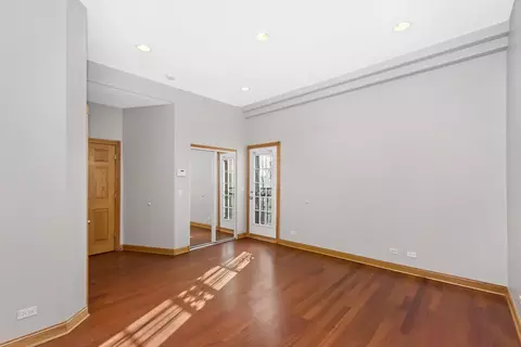 Bedroom - 529 E 46th Pl #2, Chicago, IL 60653 photo 1 of 3