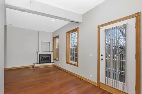 Living - 529 E 46th Pl #2, Chicago, IL 60653 photo 3 of 3