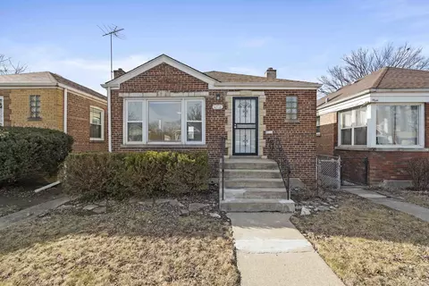 14526 S Emerald Ave, Riverdale, IL 60827