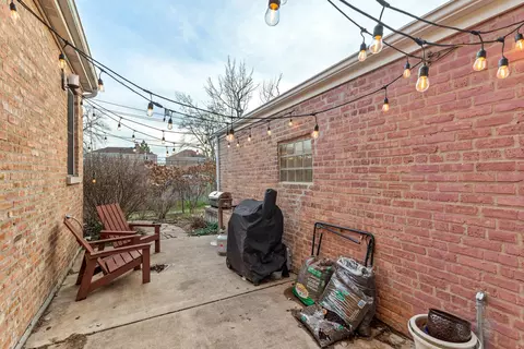 455 Rose Ave, Des Plaines, IL 60016 photo 24