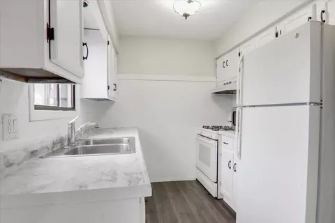 Kitchen - 1405 E Vernon Ave #14, Normal, IL 61761 photo 1 of 1