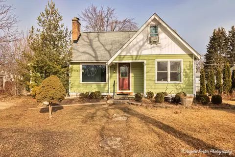 7218 Delaware Rd, Wonder Lake, IL 60097