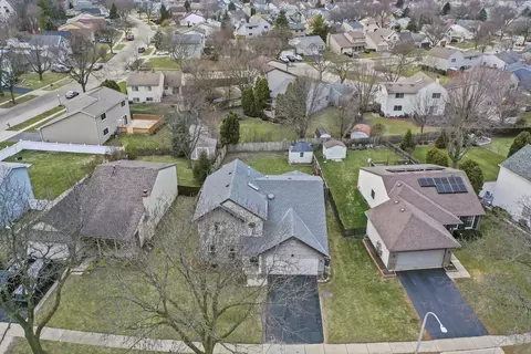 760 Thorndale Dr, Elgin, IL 60120 photo 5