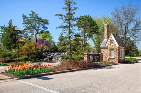 View/Area - 9 Harborside Dr, Northbrook, IL 60062 photo 1 of 2