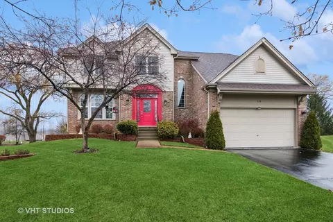 720 Brighton Cir, Port Barrington, IL 60010