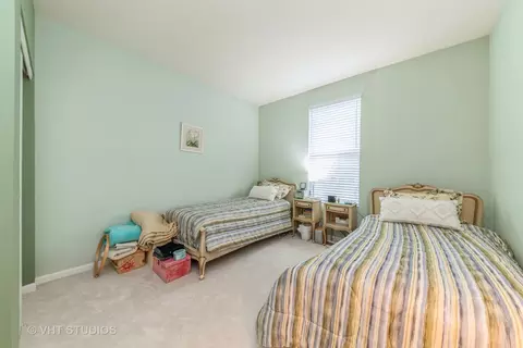 857 Cascade Falls Dr, Elgin, IL 60124 photo 7