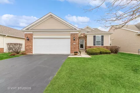 857 Cascade Falls Dr, Elgin, IL 60124 photo 2