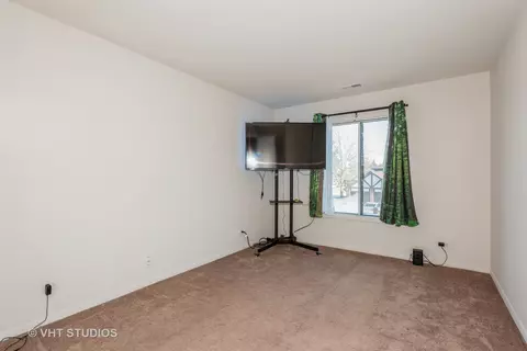 1652 Dover Ct #C, Wheaton, IL 60189 photo 8