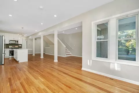 705 E 88th St, Chicago, IL 60619 photo 4