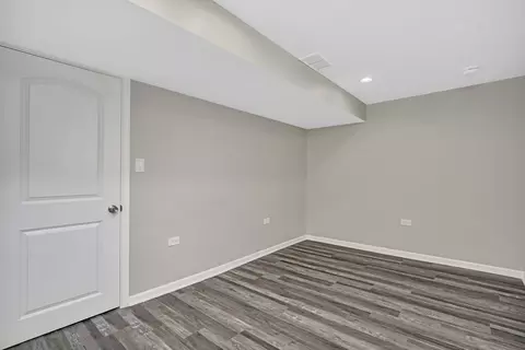 705 E 88th St, Chicago, IL 60619 photo 22
