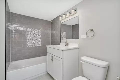 705 E 88th St, Chicago, IL 60619 photo 17