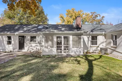 703 Hamilton Dr, Champaign, IL 61820 photo 6