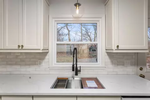 703 Hamilton Dr, Champaign, IL 61820 photo 27