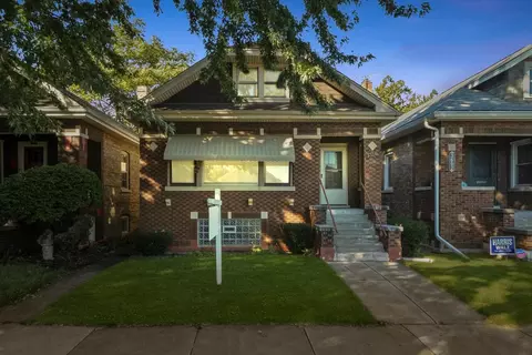 3604 Elmwood Ave, Berwyn, IL 60402