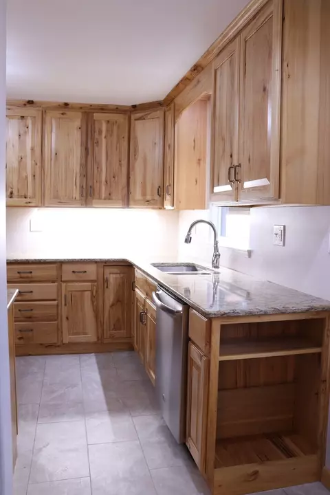 322 N Jackson St, Morrison, IL 61270 photo 7