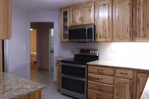 322 N Jackson St, Morrison, IL 61270 photo 8