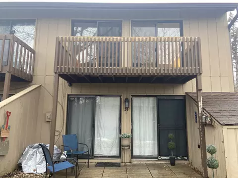 29 Jamaica Colony #1, Fox Lake, IL 60020