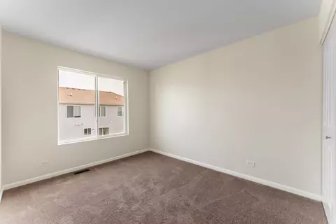 1655 Ruby Dr, Pingree Grove, IL 60140 photo 17